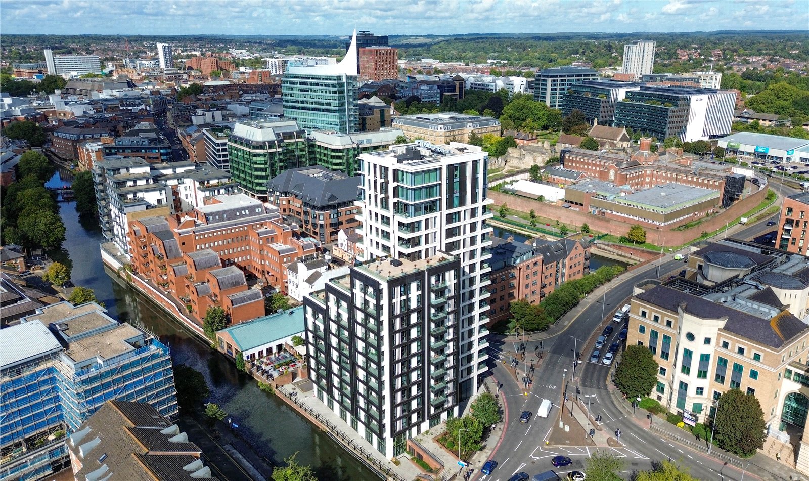 2 bedroom Flat for sale in Reading, Berkshire