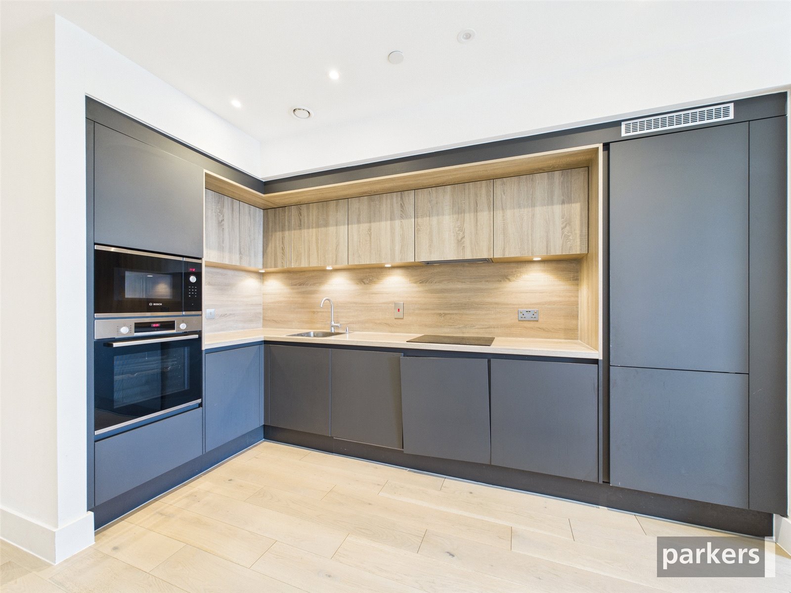 2 bedroom Flat for sale in Reading, Berkshire