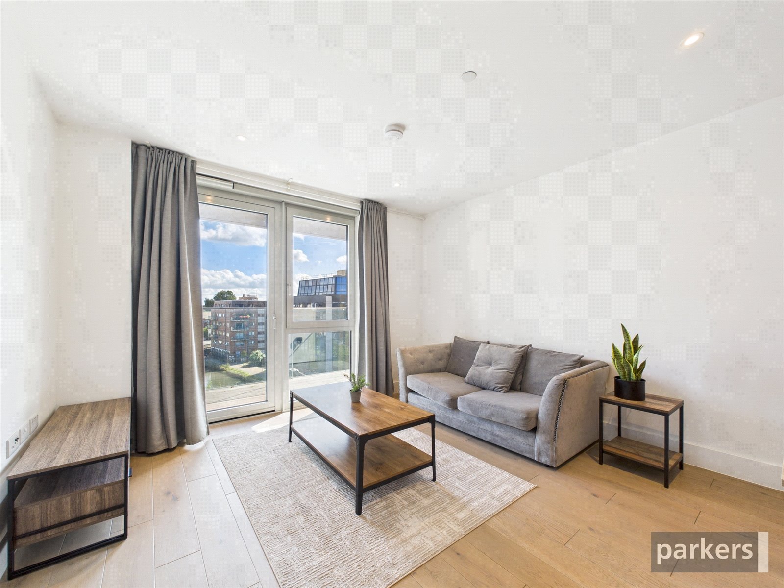2 bedroom Flat for sale in Reading, Berkshire