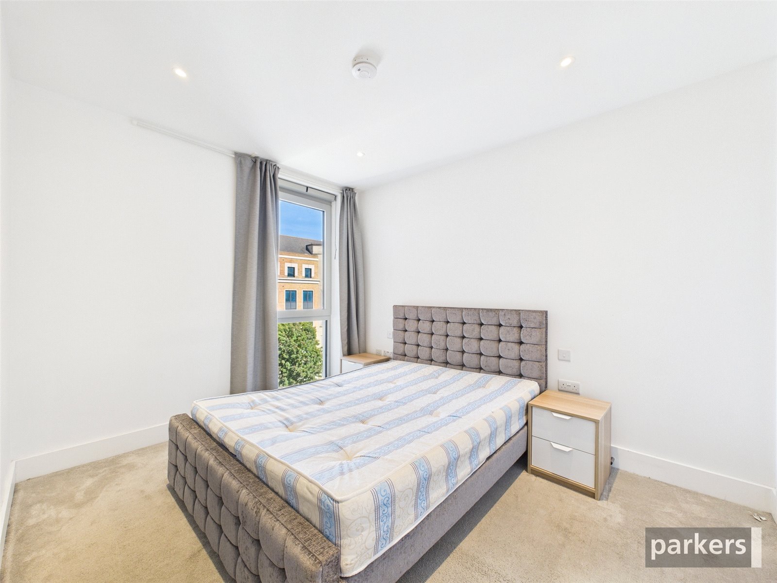 2 bedroom Flat for sale in Reading, Berkshire