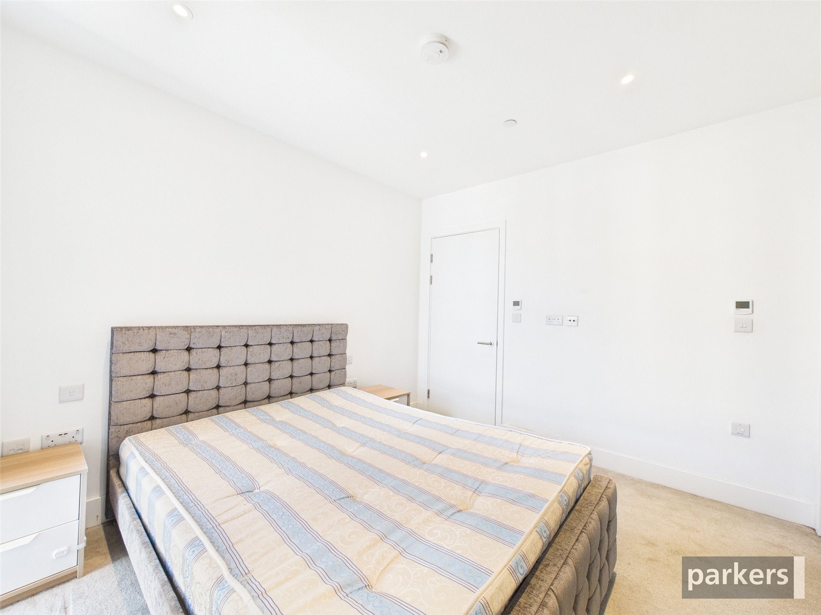 2 bedroom Flat for sale in Reading, Berkshire