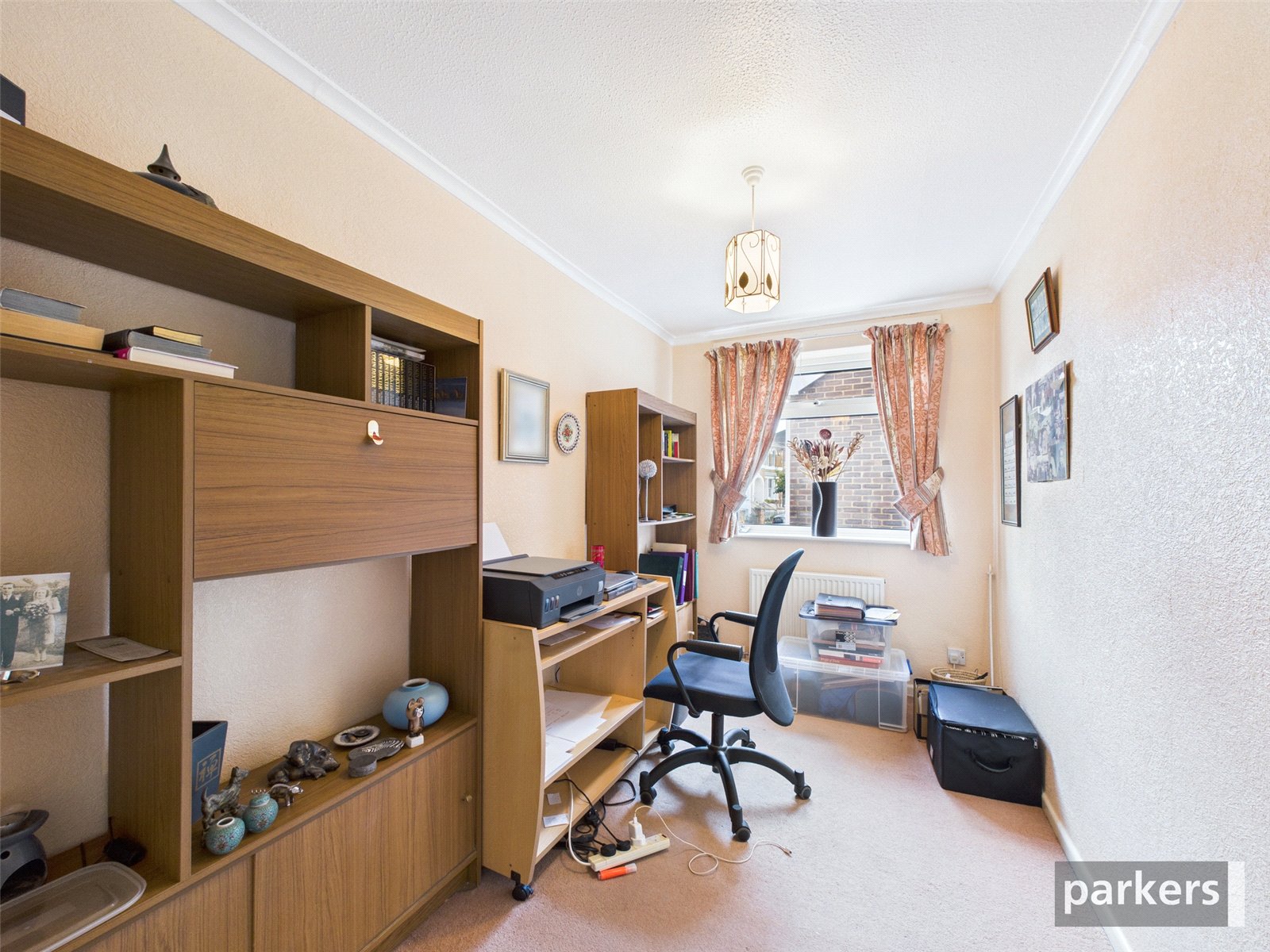 4 bedroom House for sale in Reading, Berkshire