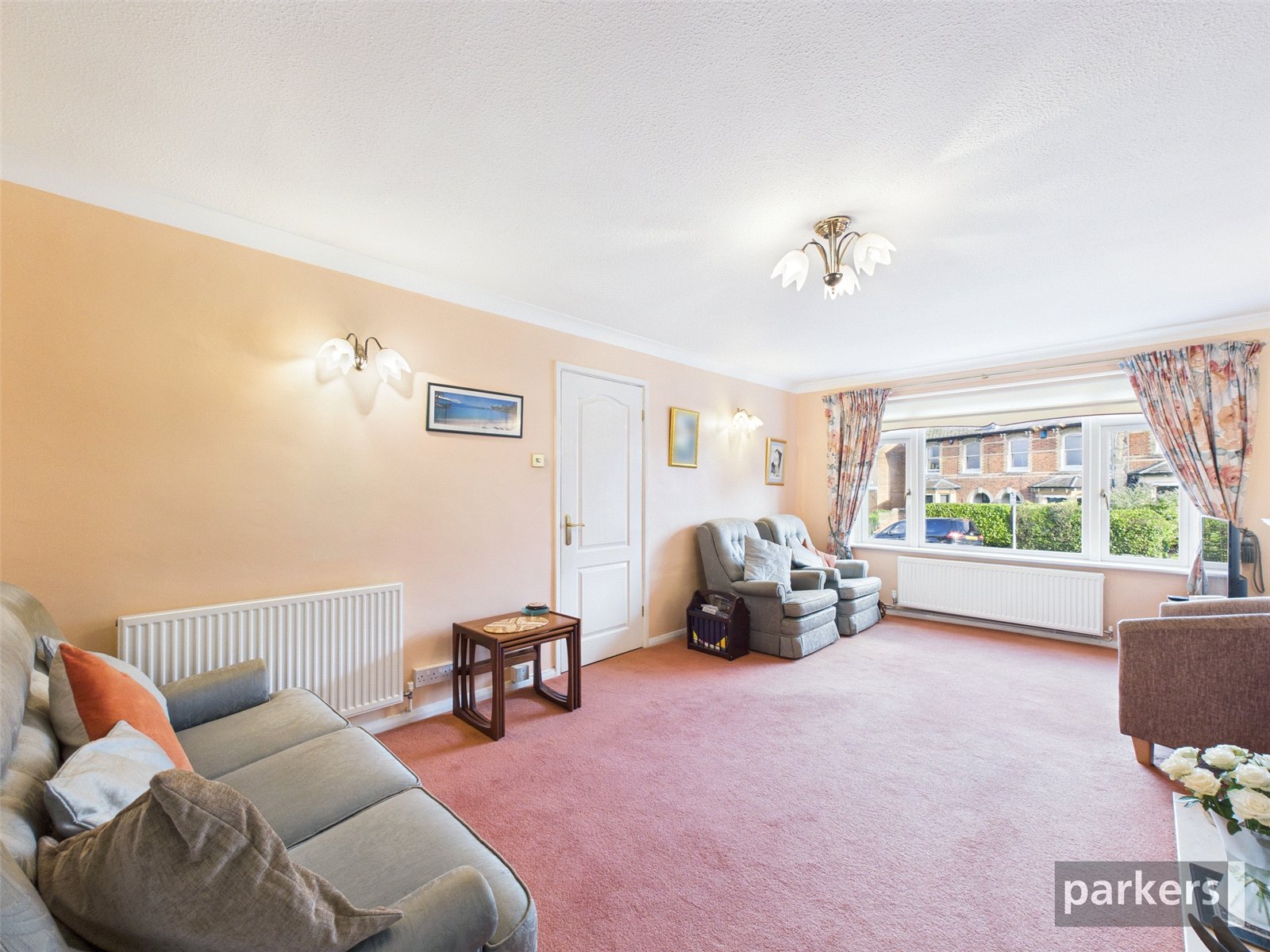 4 bedroom House for sale in Reading, Berkshire