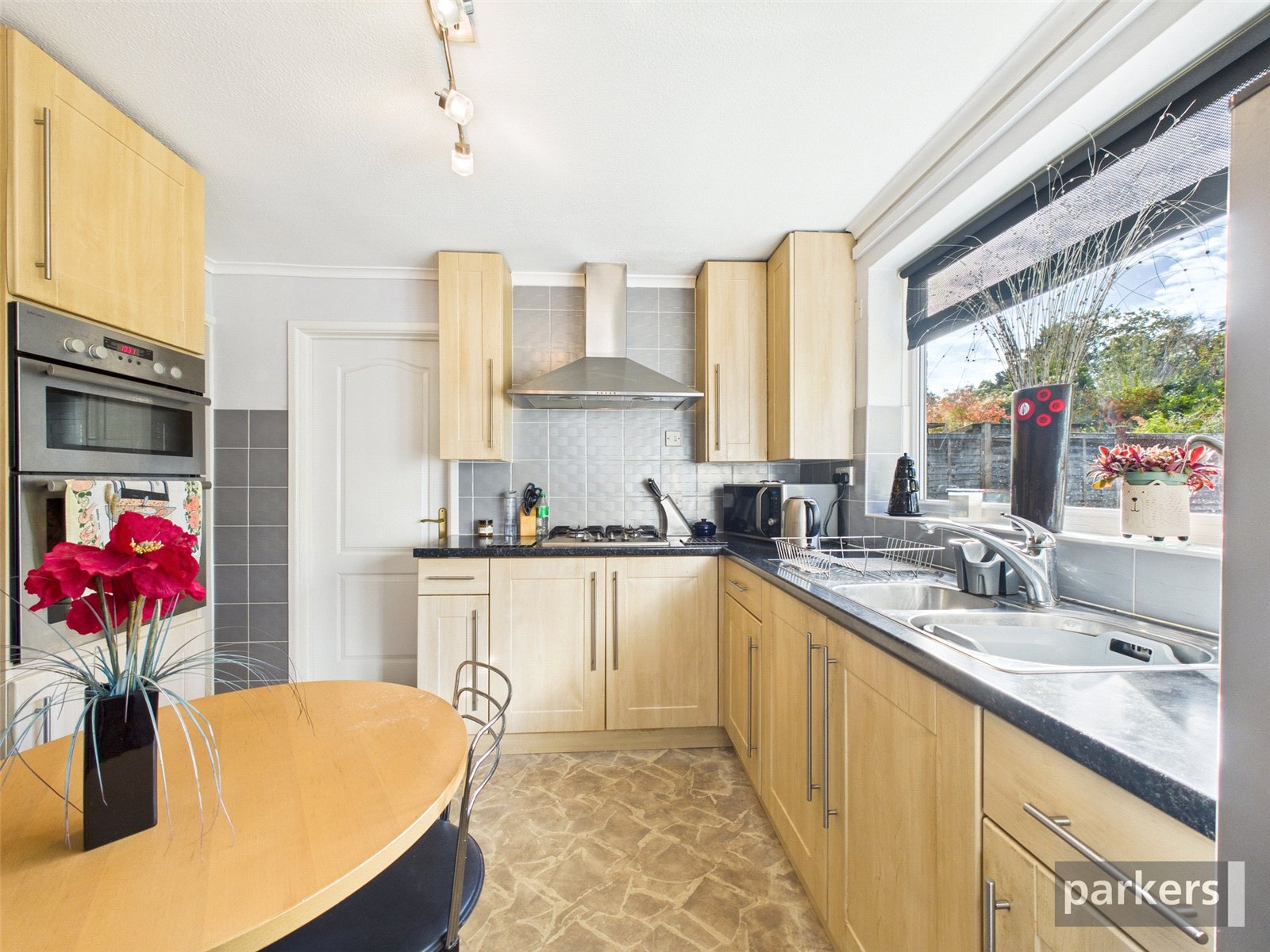 4 bedroom House for sale in Reading, Berkshire