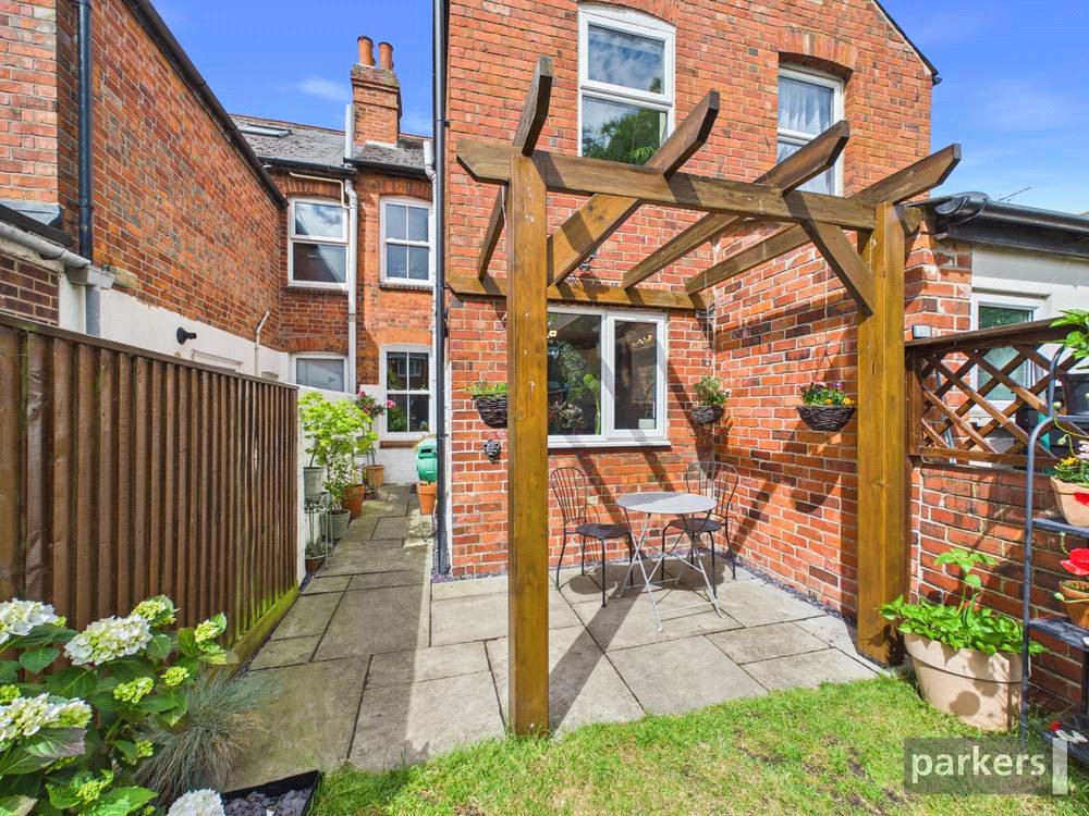 2 bedroom House for sale in Reading, Berkshire