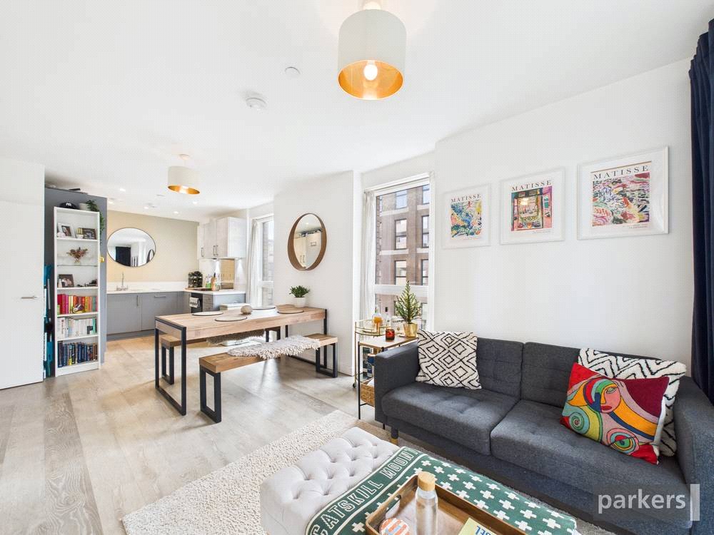1 bedroom Flat for sale in Reading, Berkshire
