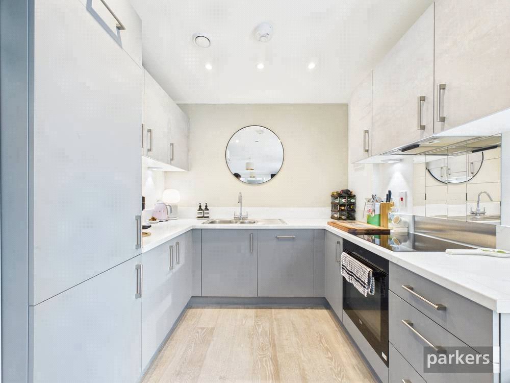 1 bedroom Flat for sale in Reading, Berkshire