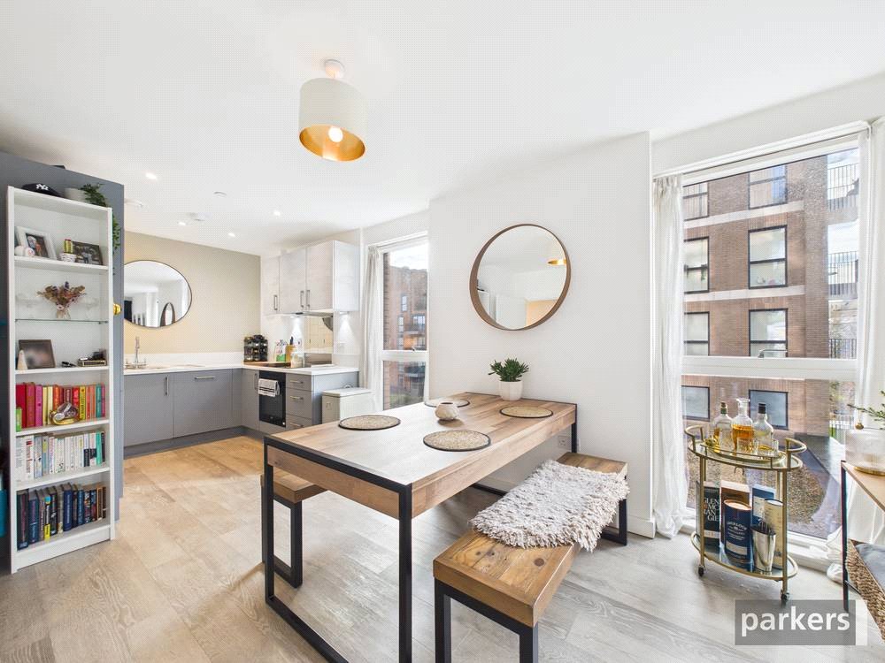 1 bedroom Flat for sale in Reading, Berkshire