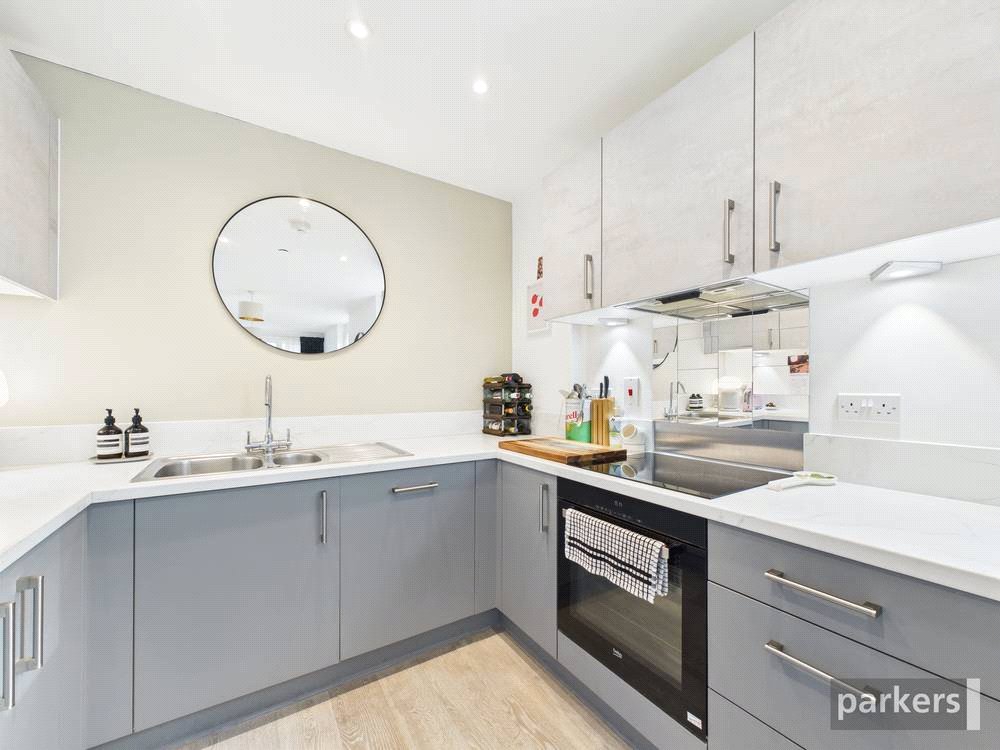 1 bedroom Flat for sale in Reading, Berkshire