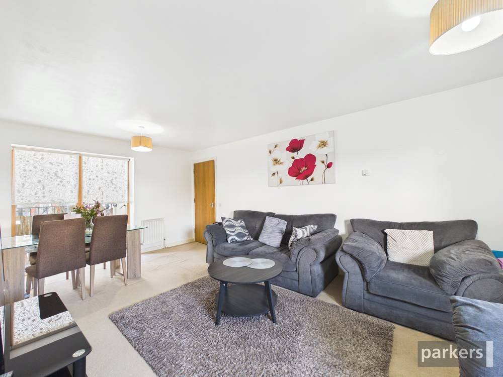 3 bedroom Flat for sale in Reading, Berkshire
