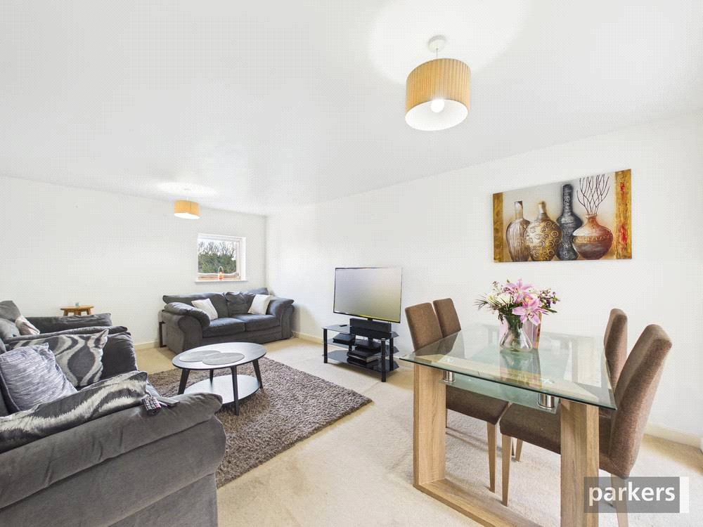 3 bedroom Flat for sale in Reading, Berkshire