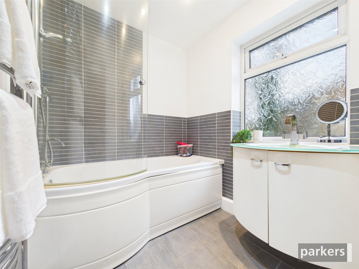 Bath Road, Reading, Berkshire