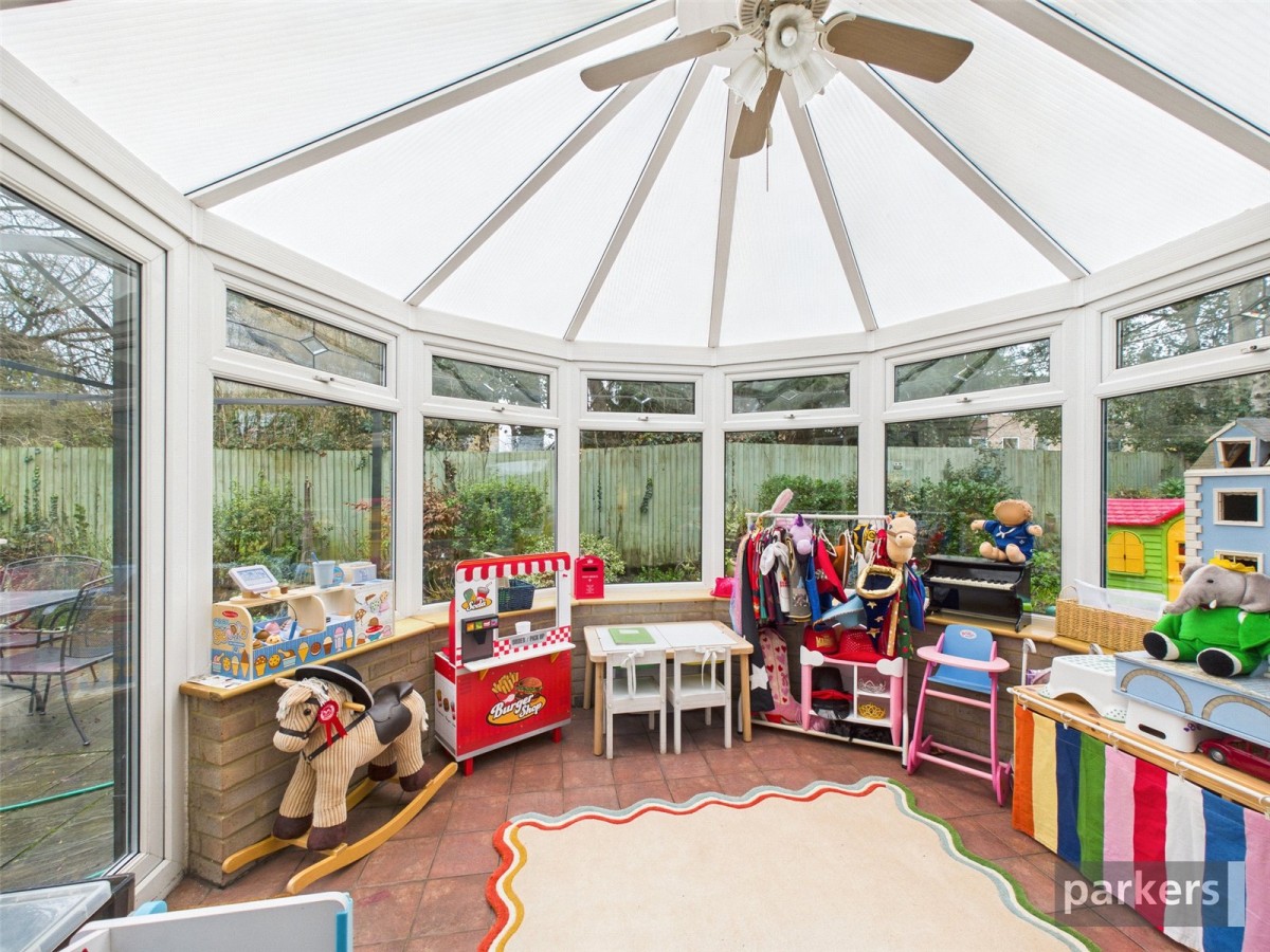 Bath Road, Reading, Berkshire