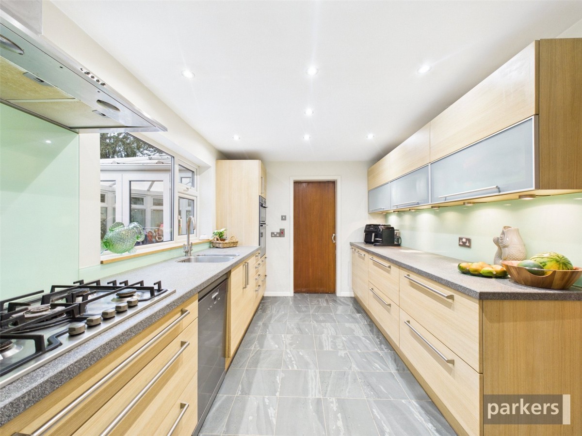 Bath Road, Reading, Berkshire