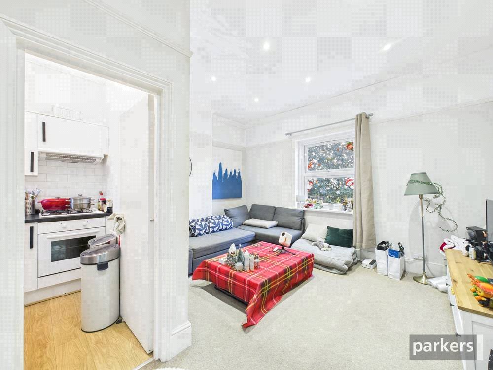 1 bedroom Flat for sale in Reading, Berkshire