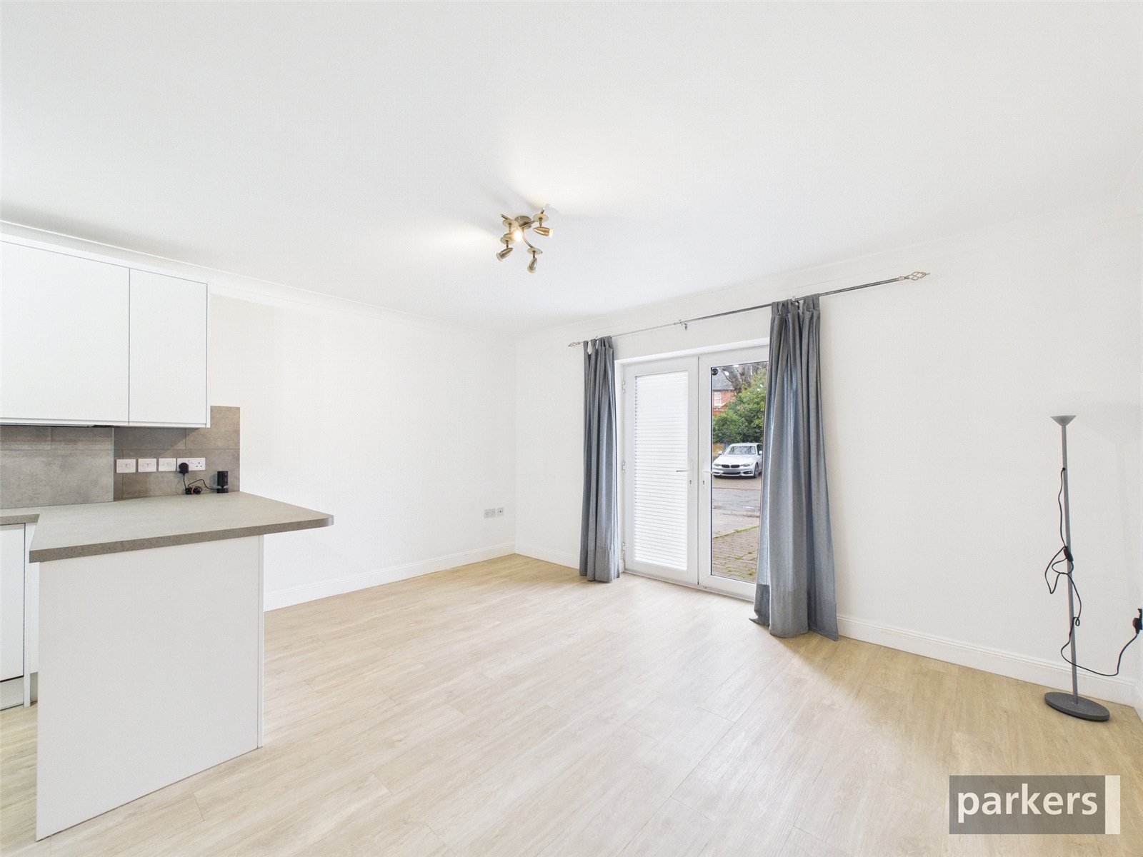 2 bedroom Flat for sale in Reading, Berkshire