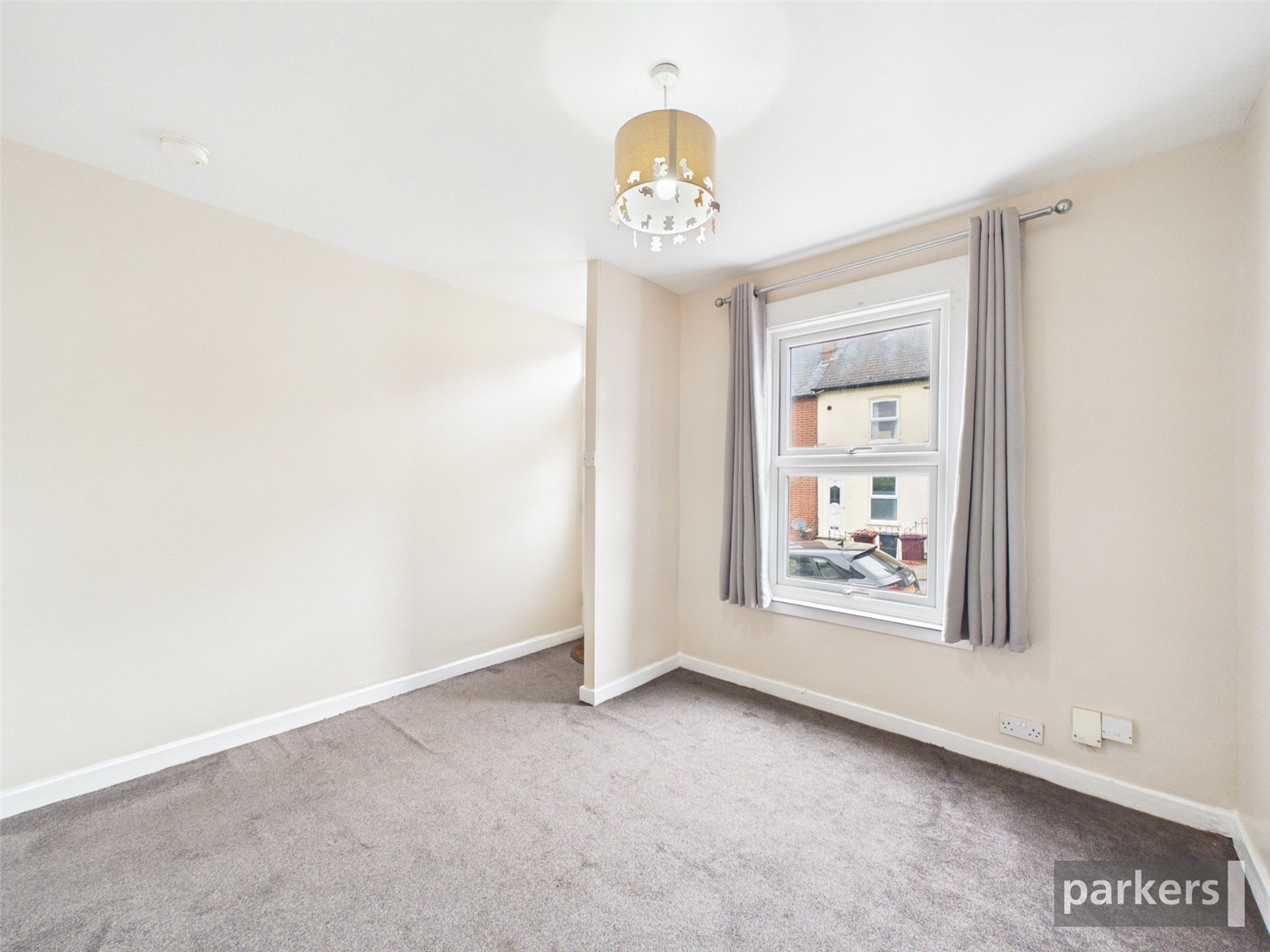 4 bedroom House for sale in Reading, Berkshire