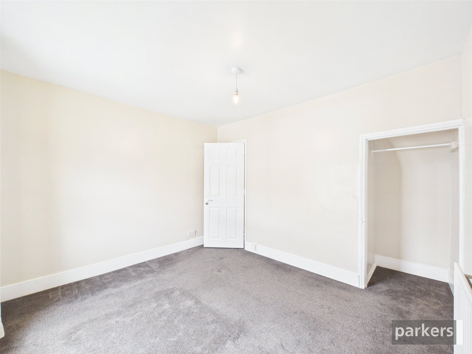 4 bedroom House for sale in Reading, Berkshire