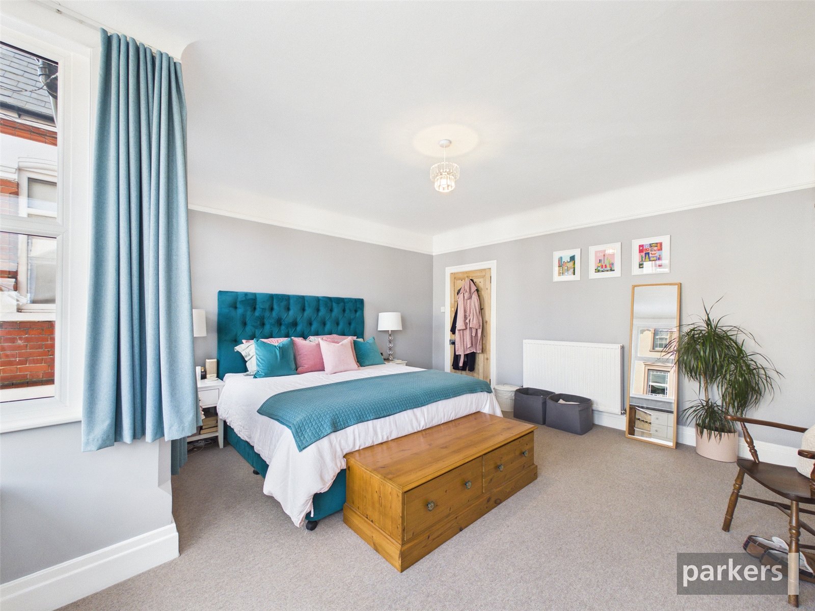 4 bedroom House for sale in Reading, Berkshire