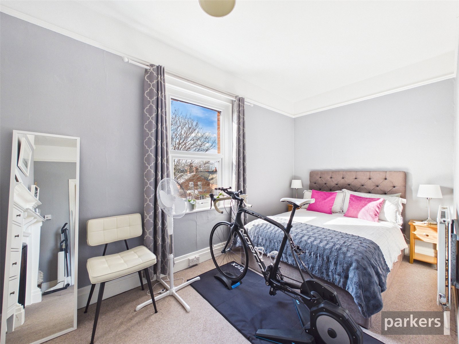 4 bedroom House for sale in Reading, Berkshire