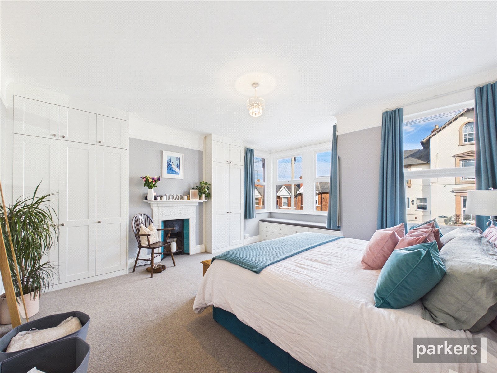 4 bedroom House for sale in Reading, Berkshire