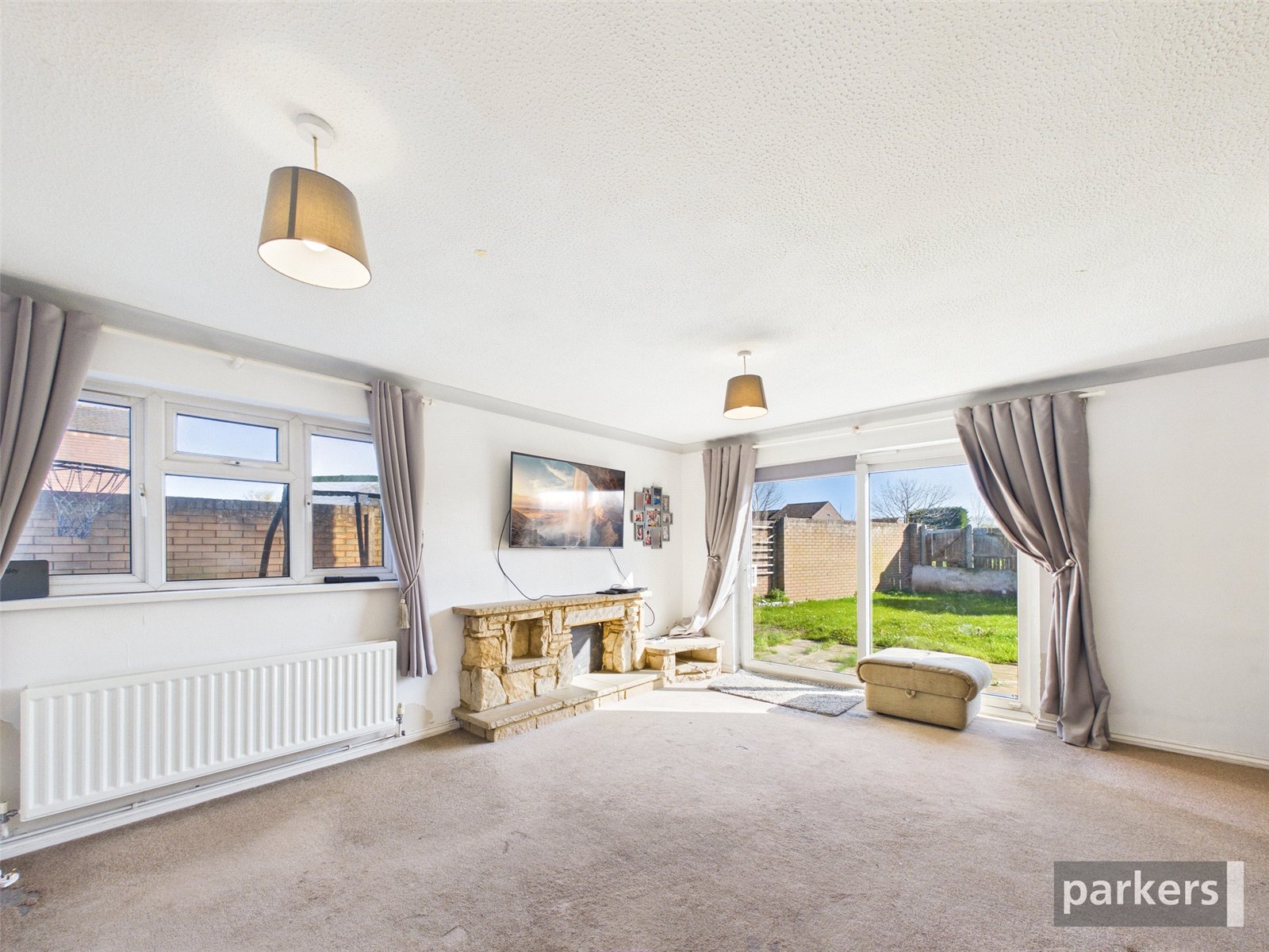 4 bedroom House for sale in Reading, Berkshire