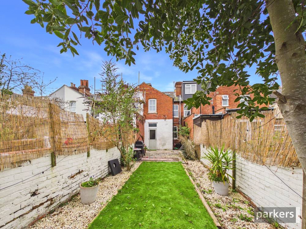 2 bedroom House for sale in Reading, Berkshire