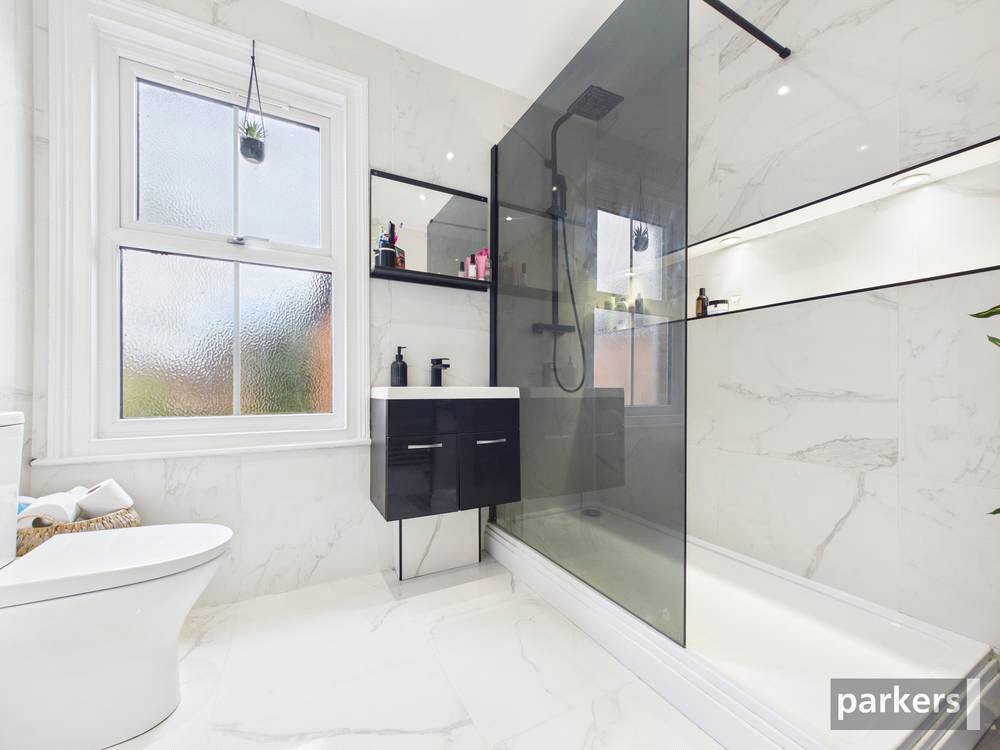 2 bedroom House for sale in Reading, Berkshire