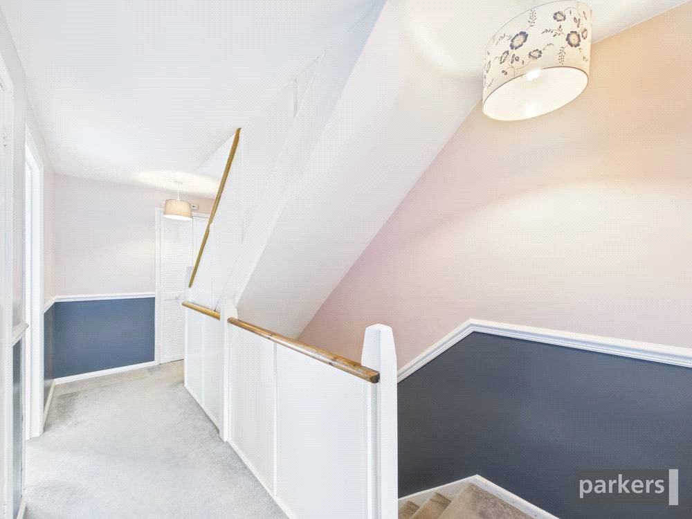 4 bedroom House for sale in Reading, Berkshire