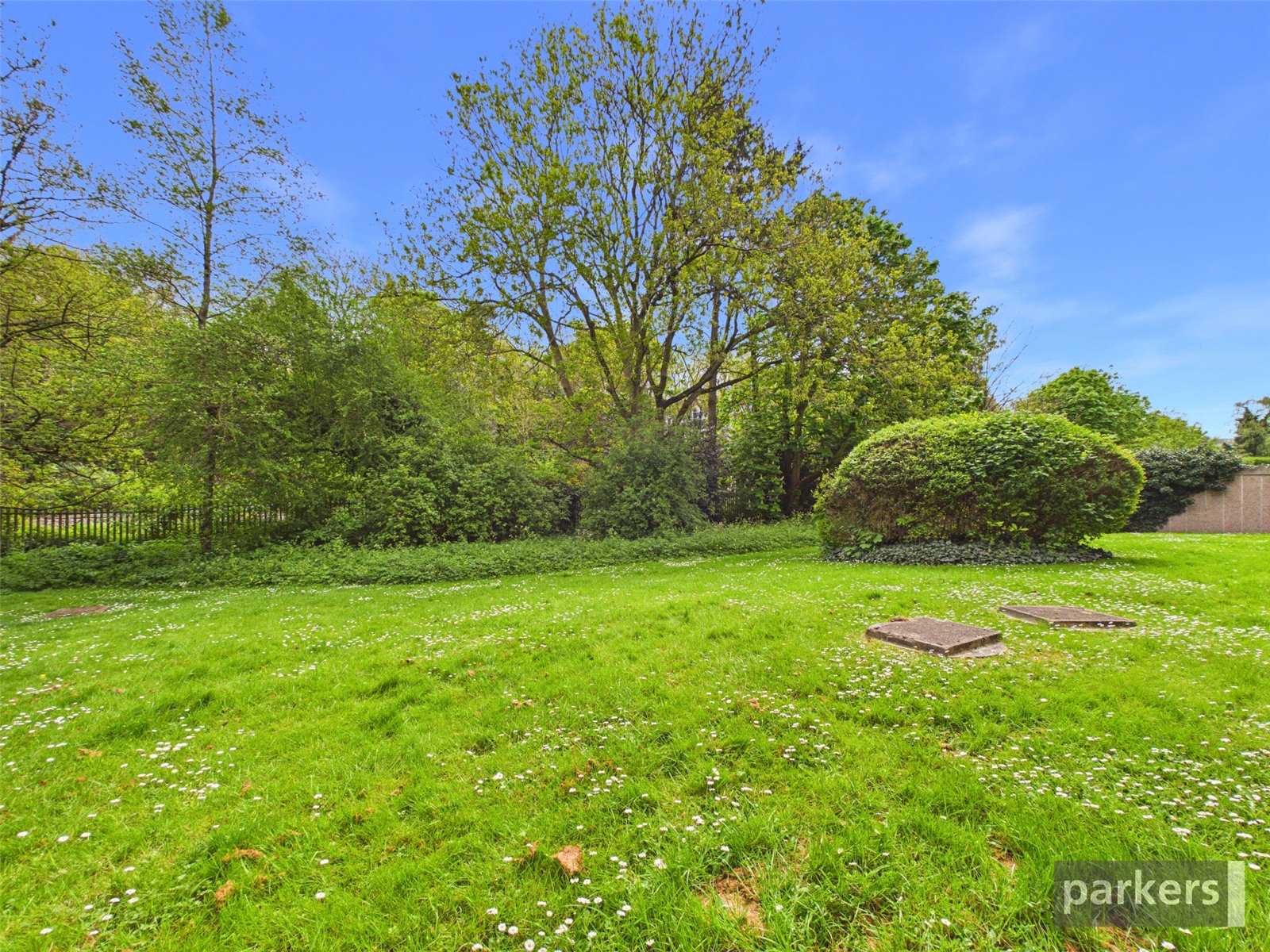 2 bedroom Flat for sale in Reading, Berkshire