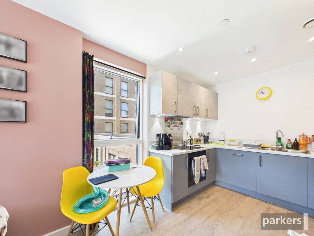 1 bedroom Flat for sale in Reading, Berkshire