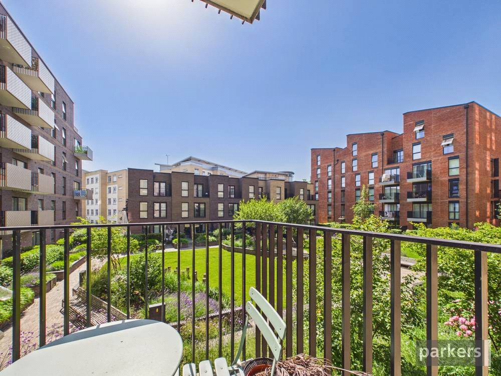 1 bedroom Flat for sale in Reading, Berkshire