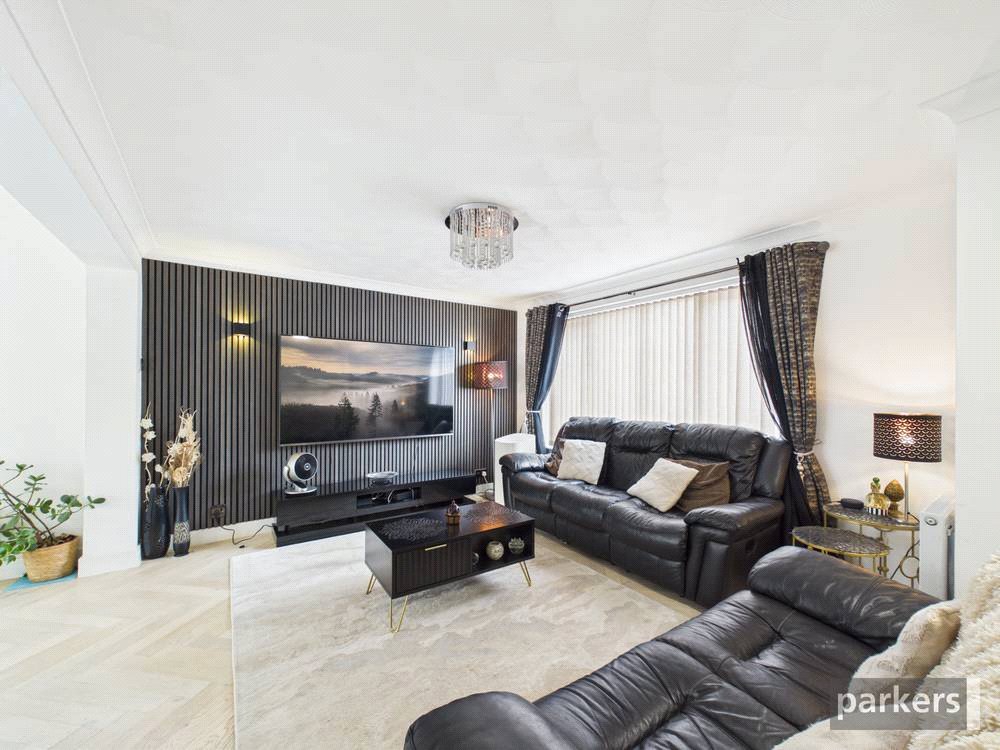 4 bedroom House for sale in Reading, Berkshire
