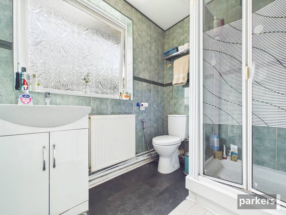 4 bedroom House for sale in Reading, Berkshire