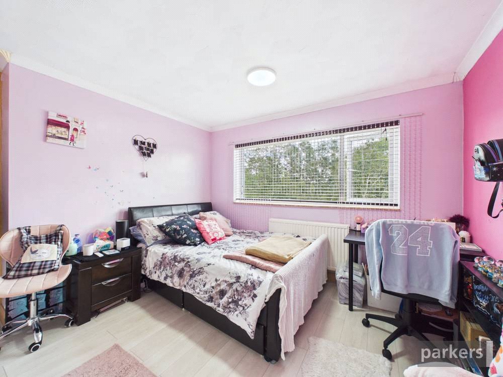 4 bedroom House for sale in Reading, Berkshire