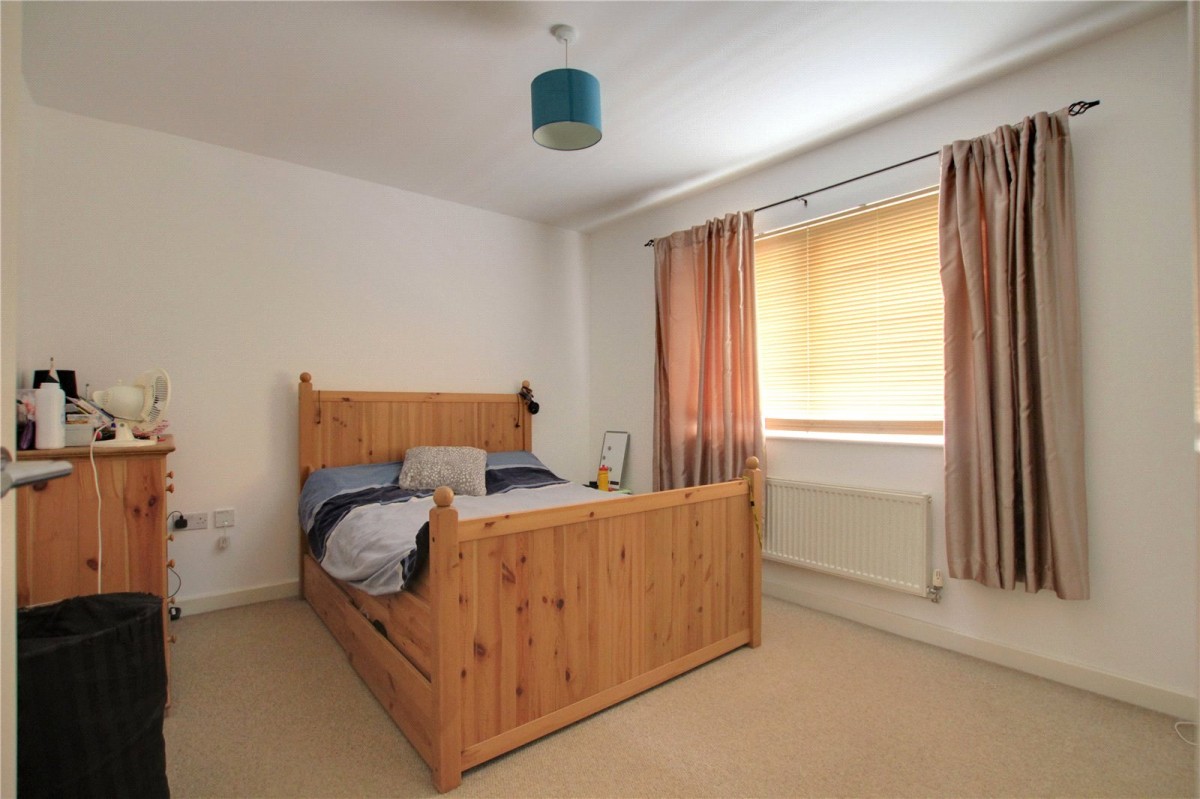 Whale Avenue, Reading, Berkshire