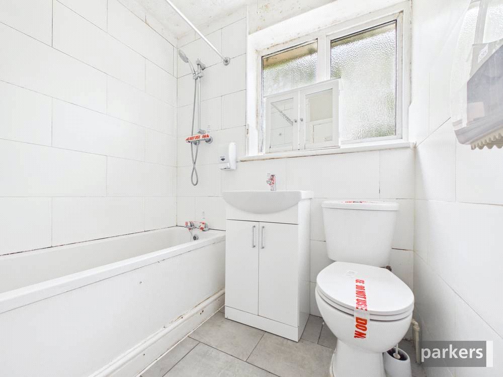 3 bedroom House for sale in Reading, Berkshire