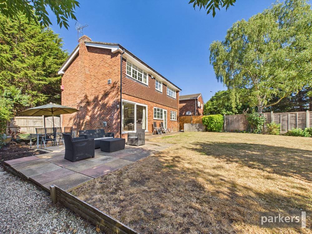 4 bedroom House for sale in Reading, Berkshire