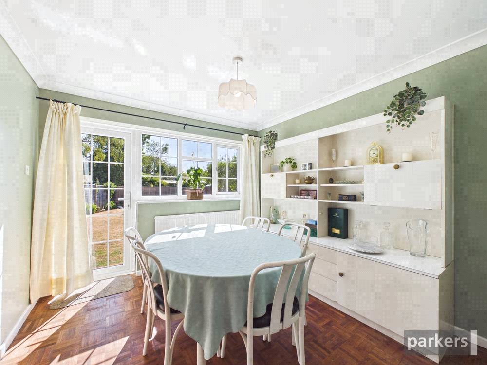 4 bedroom House for sale in Reading, Berkshire