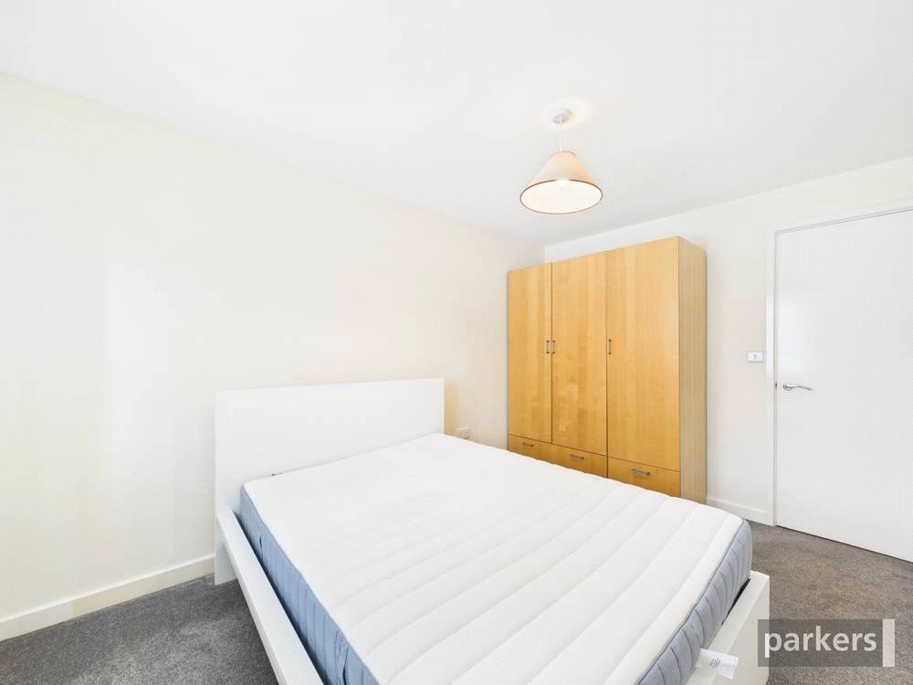 2 bedroom Flat for sale in Reading, Berkshire