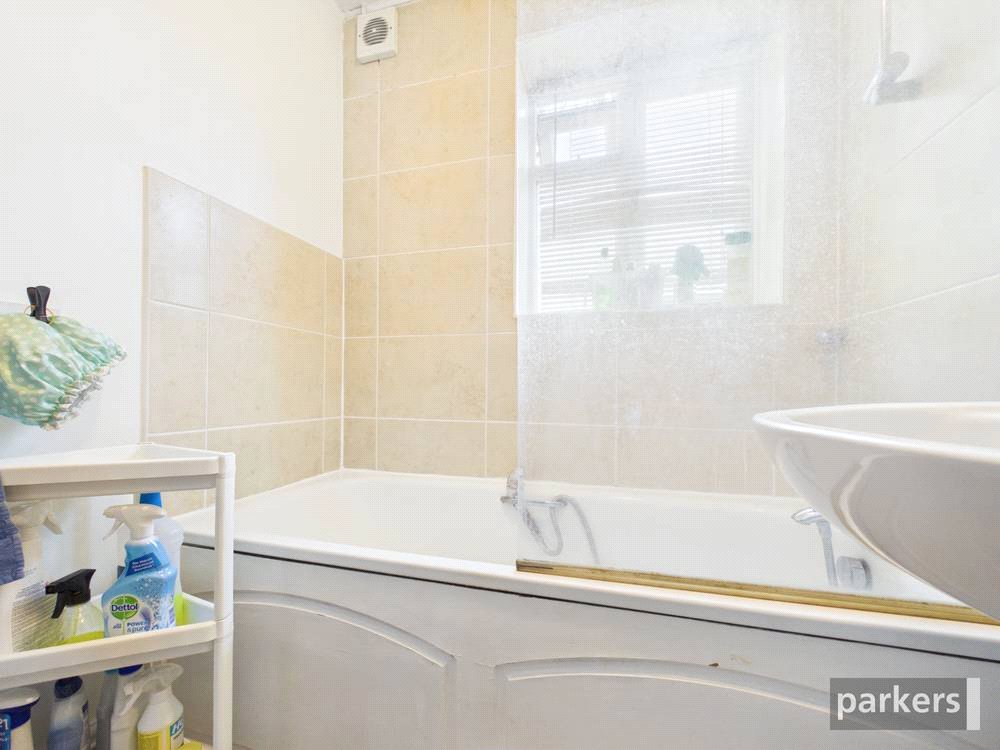 1 bedroom Flat for sale in Reading, Berkshire