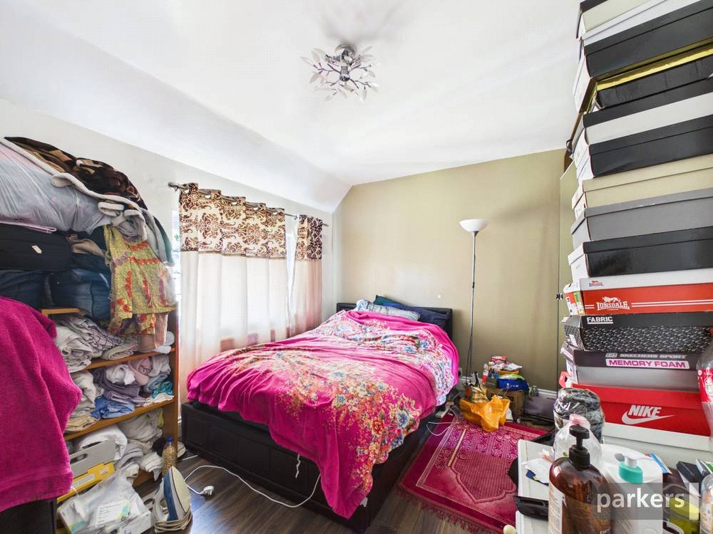 4 bedroom House for sale in Reading, Berkshire