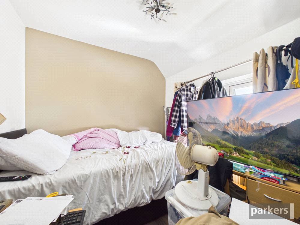 4 bedroom House for sale in Reading, Berkshire
