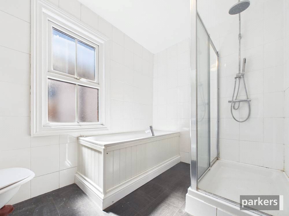 3 bedroom House for sale in Reading, Berkshire