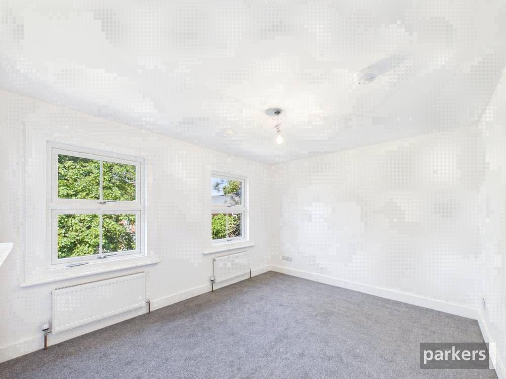 5 bedroom House for sale in Reading, Berkshire