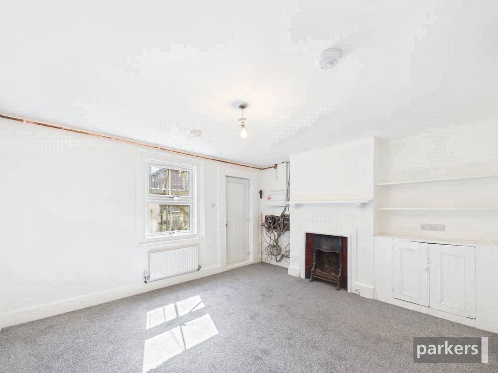 5 bedroom House for sale in Reading, Berkshire