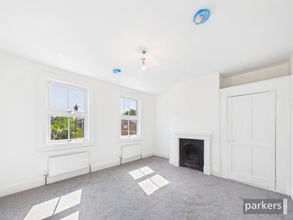 5 bedroom House for sale in Reading, Berkshire