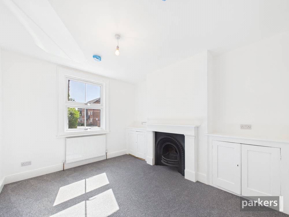 5 bedroom House for sale in Reading, Berkshire