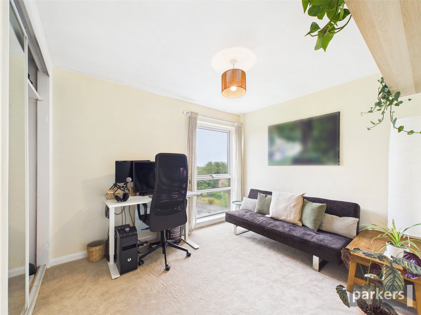 2 bedroom Flat for sale in Reading, Berkshire
