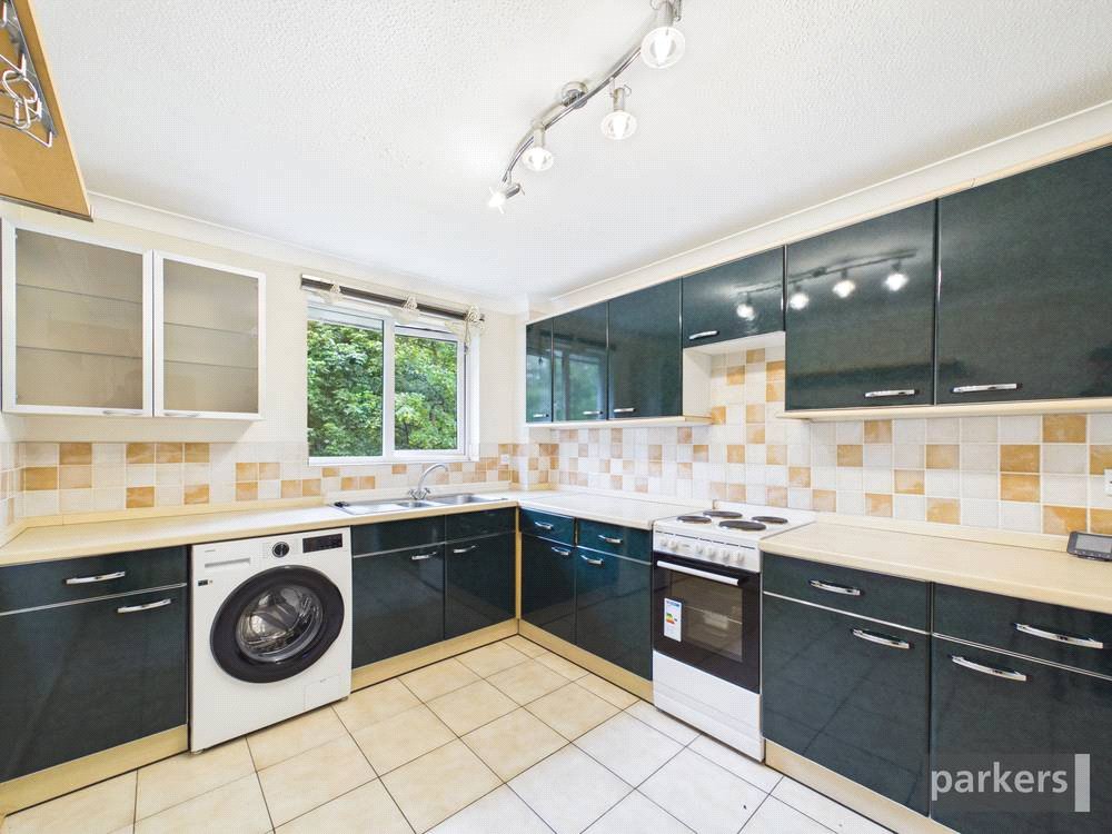 2 bedroom Flat for sale in Reading, Berkshire